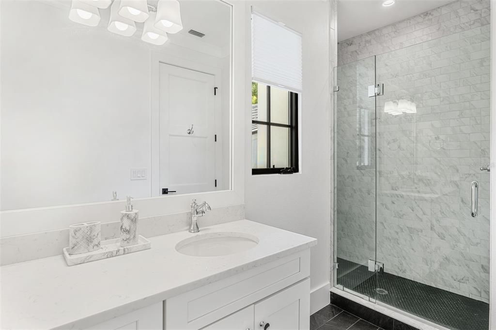 For Sale: $3,250,000 (5 beds, 5 baths, 4296 Square Feet)