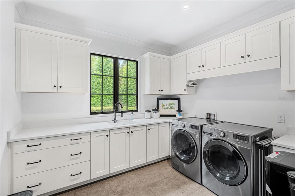 For Sale: $3,250,000 (5 beds, 5 baths, 4296 Square Feet)