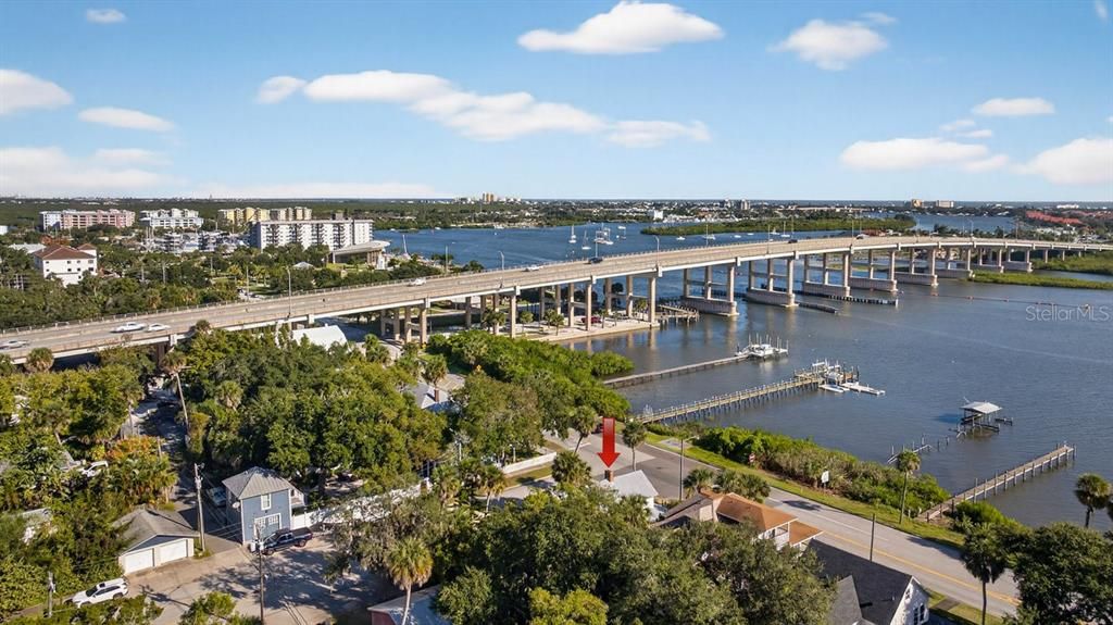 For Sale: $1,475,000 (4 beds, 3 baths, 1905 Square Feet)