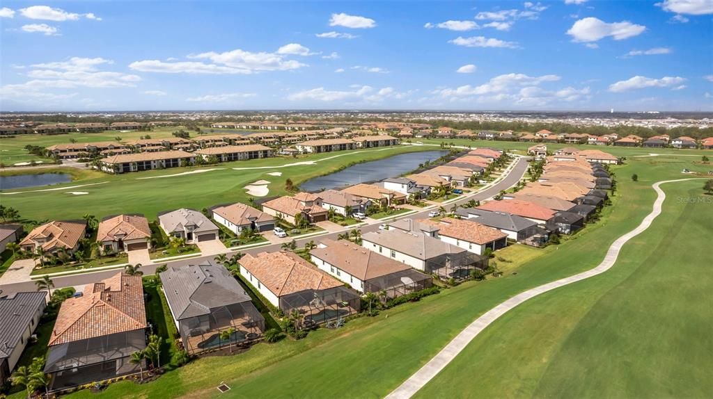 For Sale: $899,000 (4 beds, 2 baths, 2248 Square Feet)