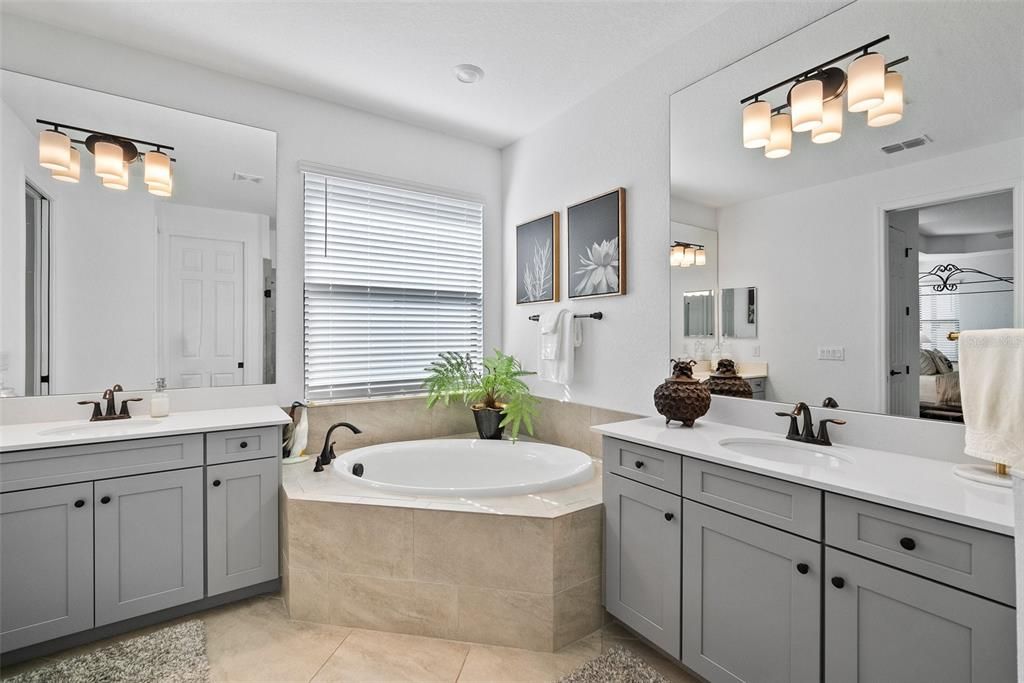 For Sale: $899,000 (4 beds, 2 baths, 2248 Square Feet)