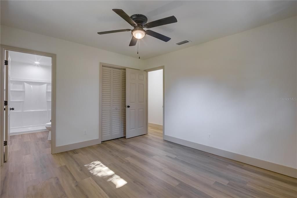 Activo con contrato: $225,000 (3 camas, 2 baños, 1252 Pies cuadrados)