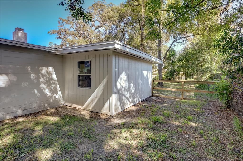 Activo con contrato: $225,000 (3 camas, 2 baños, 1252 Pies cuadrados)