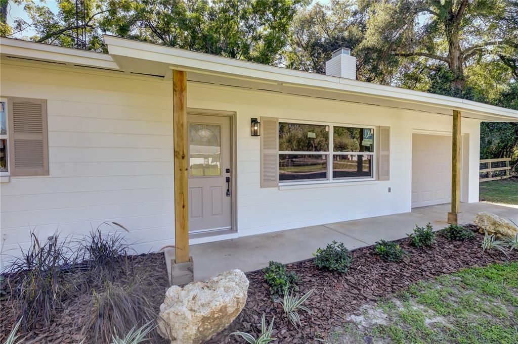 Activo con contrato: $225,000 (3 camas, 2 baños, 1252 Pies cuadrados)