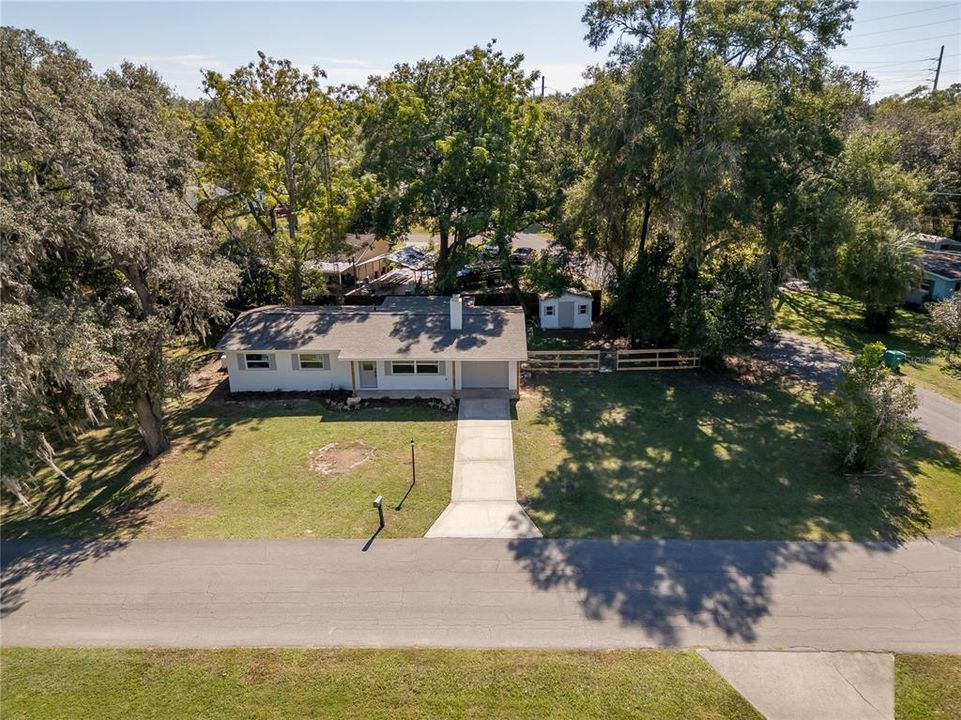 Activo con contrato: $225,000 (3 camas, 2 baños, 1252 Pies cuadrados)