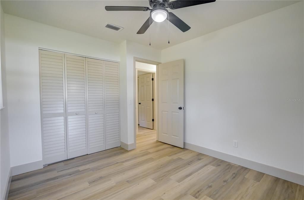 Activo con contrato: $225,000 (3 camas, 2 baños, 1252 Pies cuadrados)