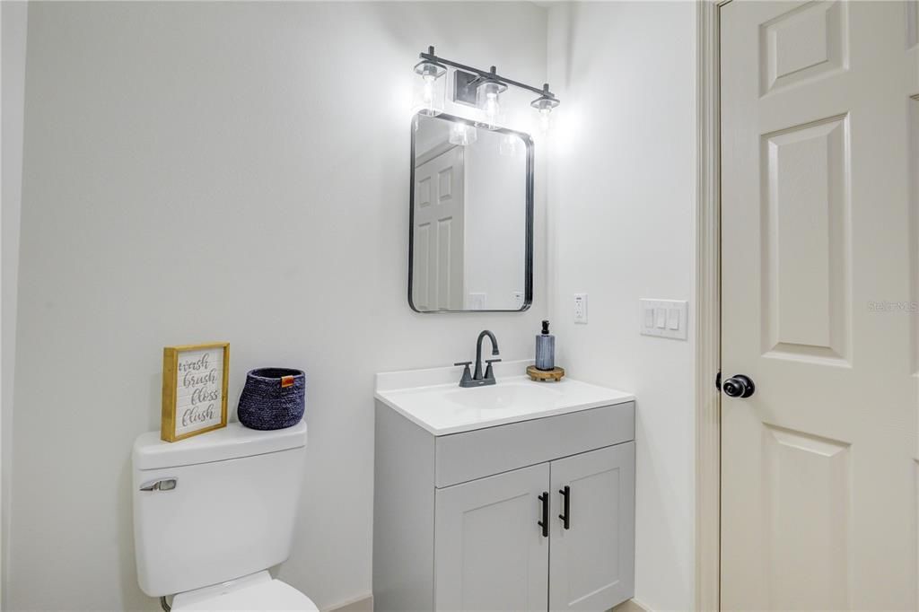 Activo con contrato: $225,000 (3 camas, 2 baños, 1252 Pies cuadrados)