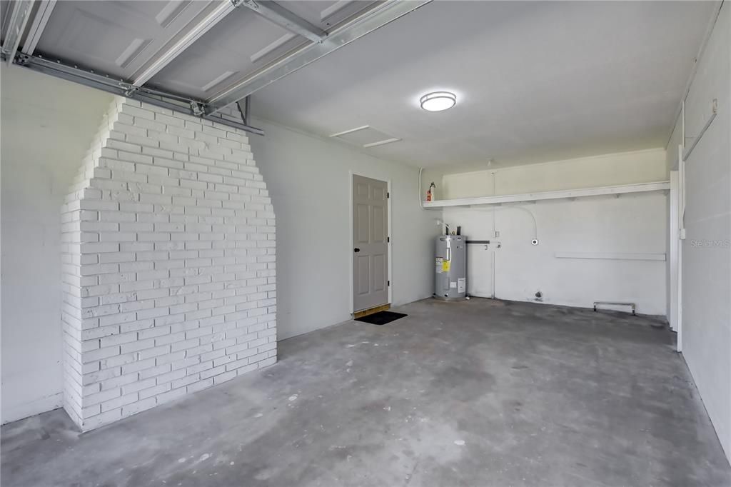 Activo con contrato: $225,000 (3 camas, 2 baños, 1252 Pies cuadrados)