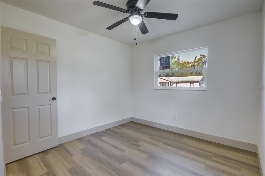 Activo con contrato: $225,000 (3 camas, 2 baños, 1252 Pies cuadrados)