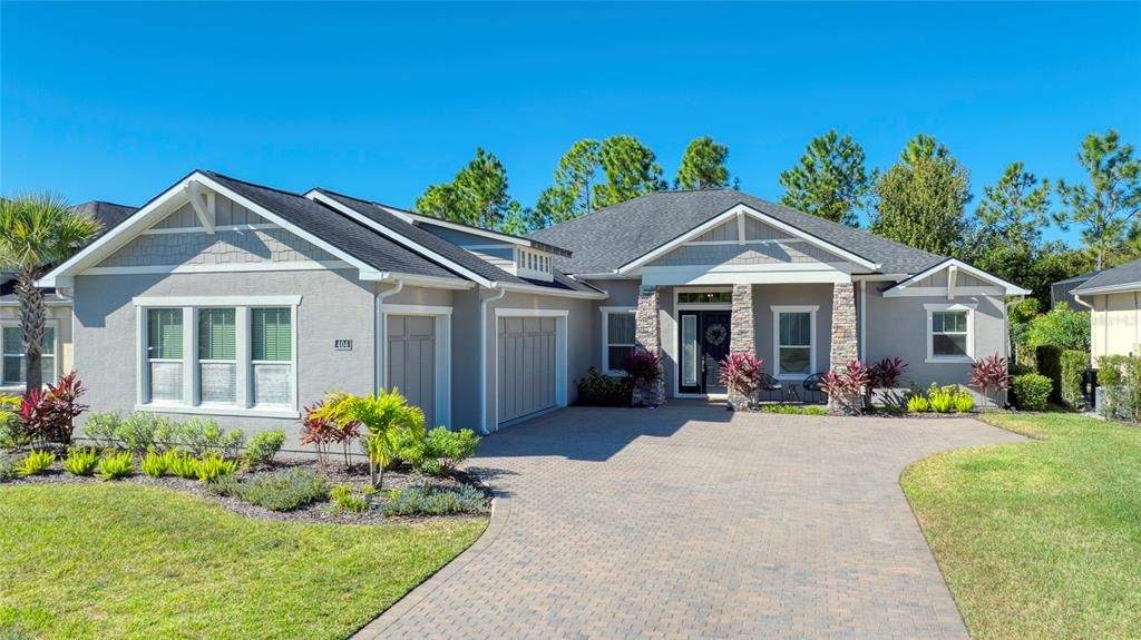 合同活跃: $649,900 (4 贝兹, 3 浴室, 2504 平方英尺)