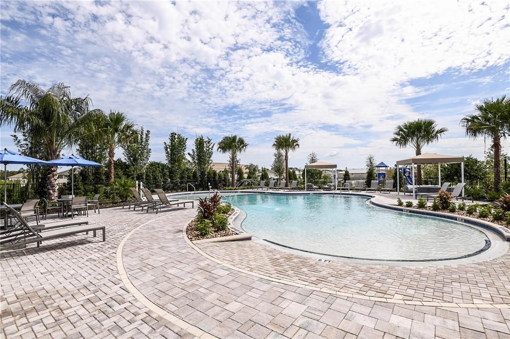 待售: $443,390 (4 贝兹, 3 浴室, 2005 平方英尺)