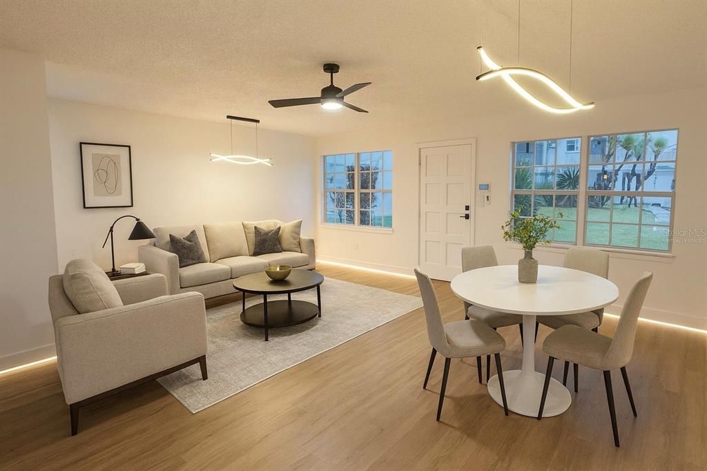 Active With Contract: $219,000 (2 beds, 2 baths, 902 Square Feet)