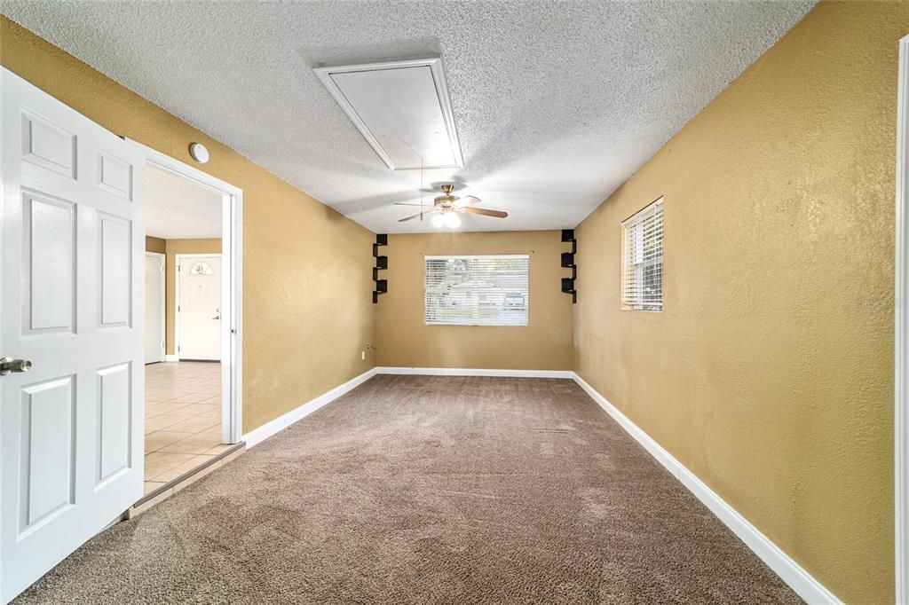 出租: $1,850 (3 贝兹, 2 浴室, 1384 平方英尺)