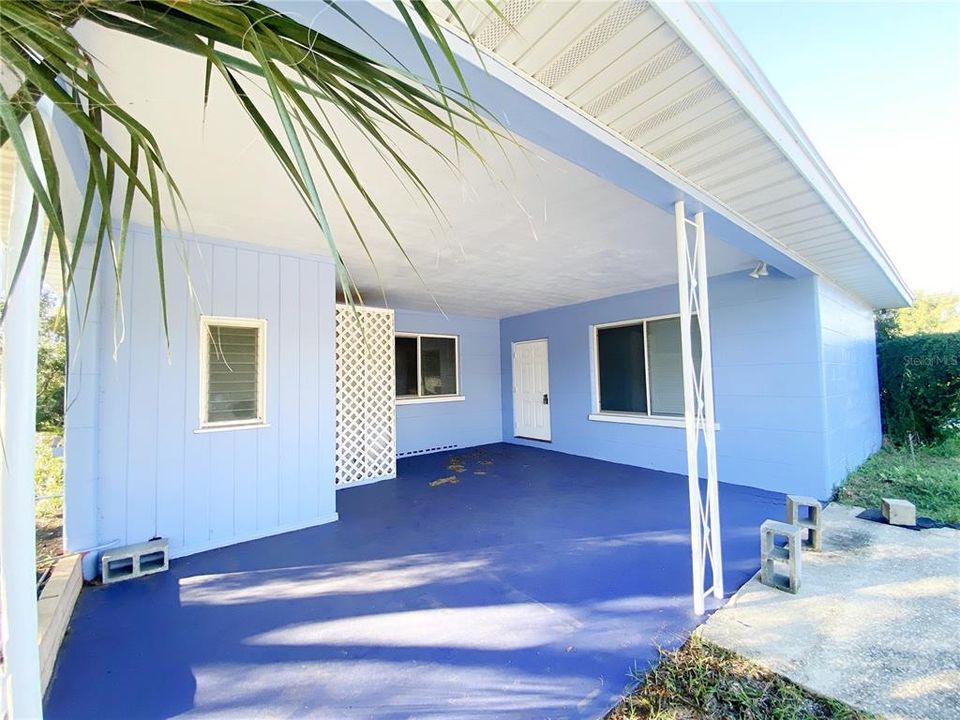 For Rent: $1,800 (3 beds, 2 baths, 2040 Square Feet)