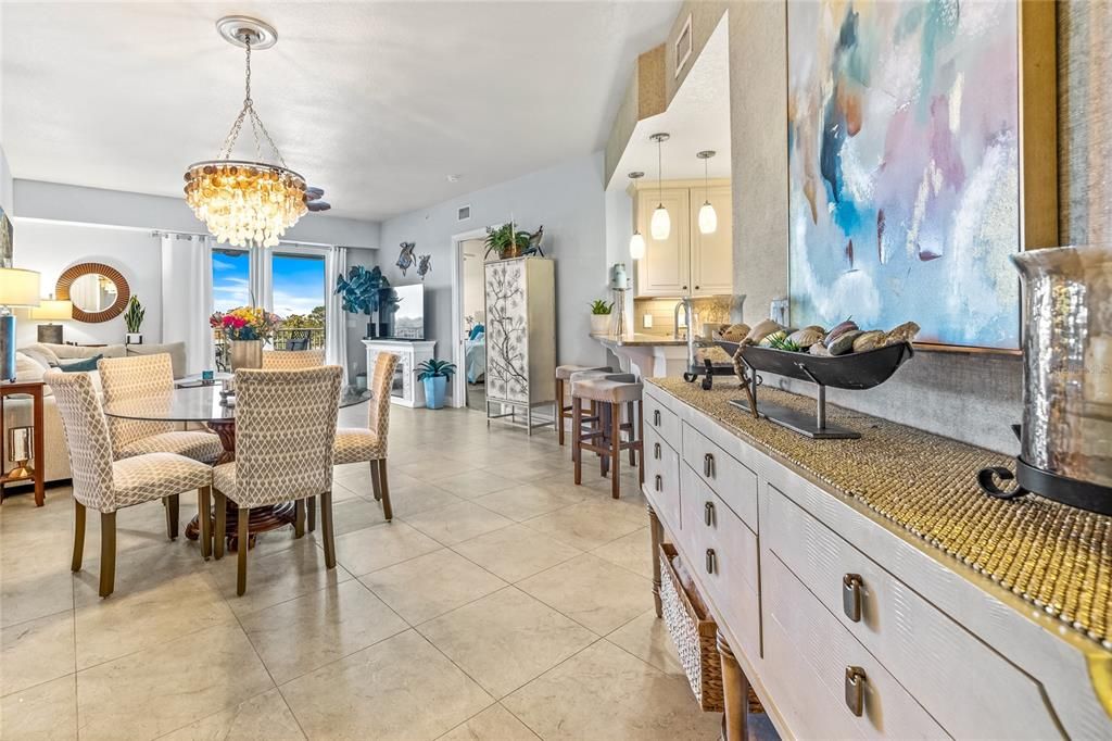 For Sale: $499,000 (2 beds, 2 baths, 1384 Square Feet)