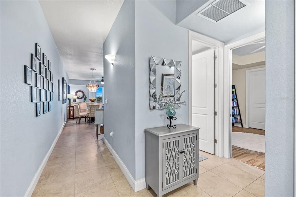 For Sale: $499,000 (2 beds, 2 baths, 1384 Square Feet)