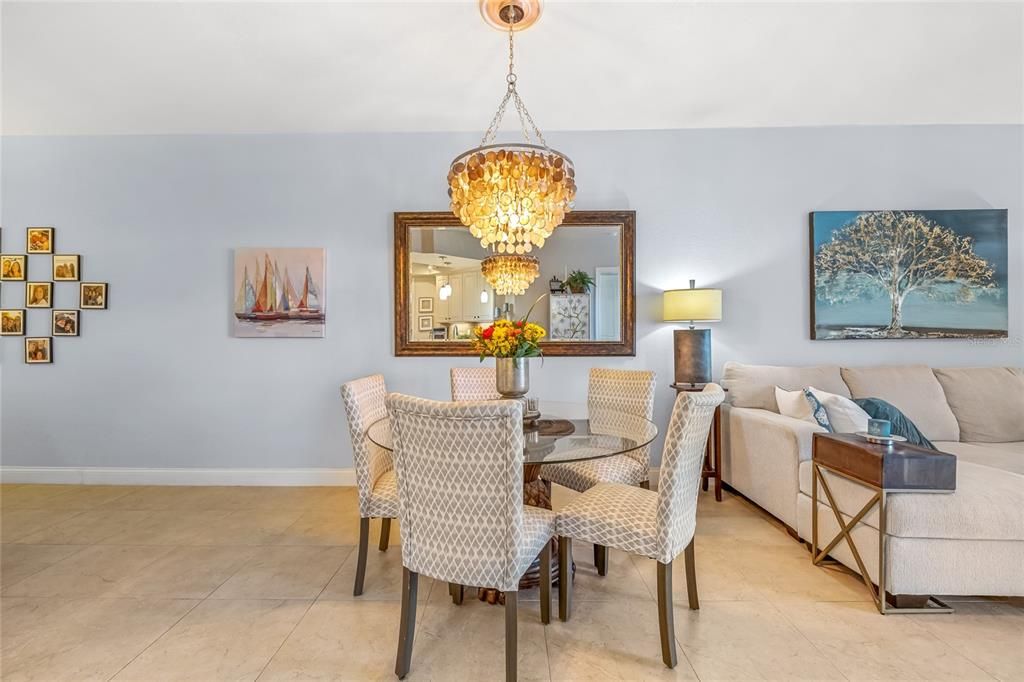 For Sale: $499,000 (2 beds, 2 baths, 1384 Square Feet)