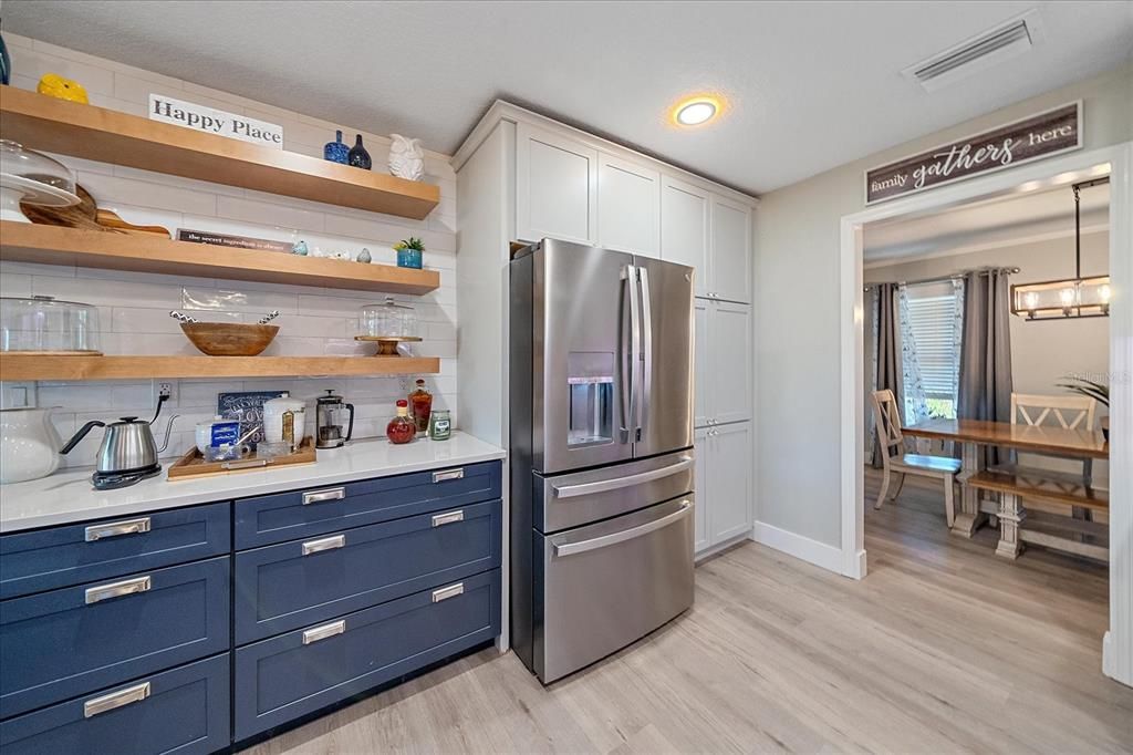 Active With Contract: $765,000 (4 beds, 2 baths, 2527 Square Feet)