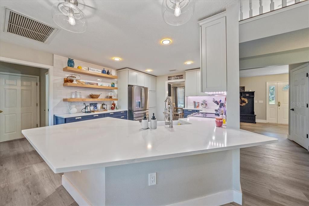 Active With Contract: $765,000 (4 beds, 2 baths, 2527 Square Feet)