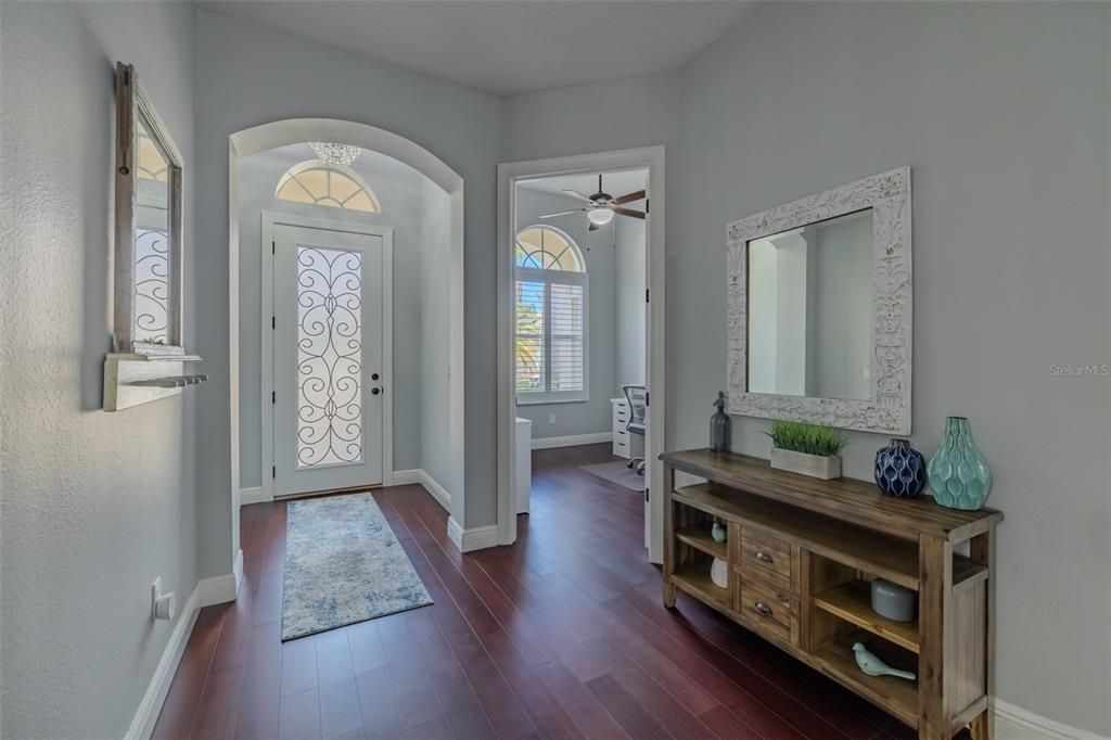 待售: $775,000 (4 贝兹, 3 浴室, 2756 平方英尺)