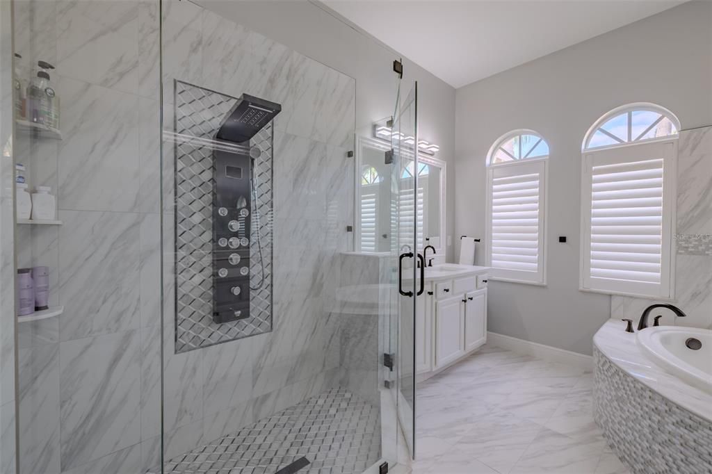 待售: $775,000 (4 贝兹, 3 浴室, 2756 平方英尺)