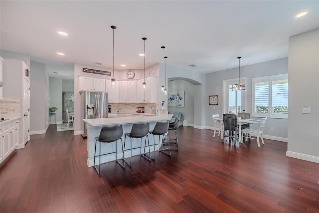 待售: $775,000 (4 贝兹, 3 浴室, 2756 平方英尺)