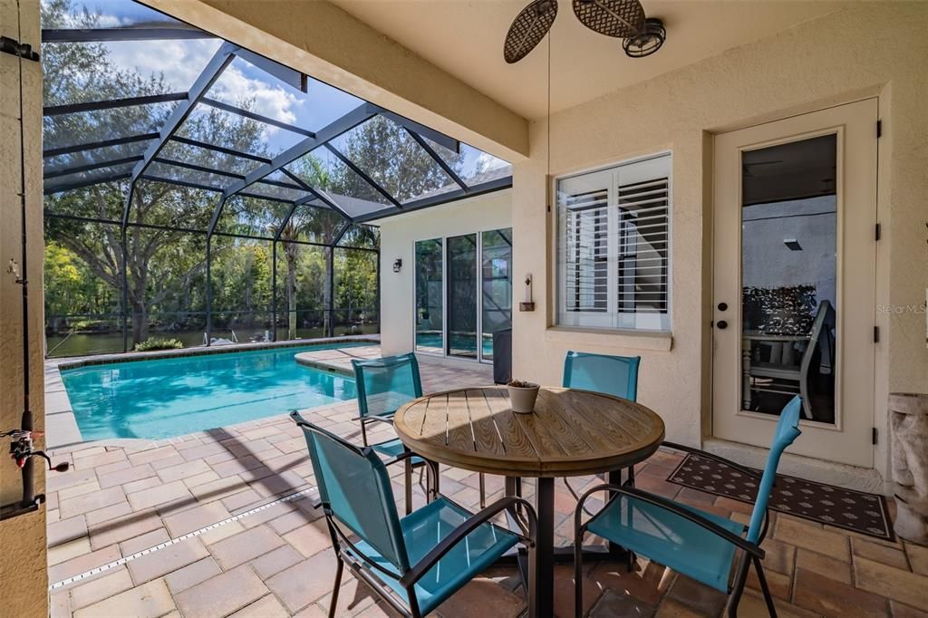 待售: $775,000 (4 贝兹, 3 浴室, 2756 平方英尺)