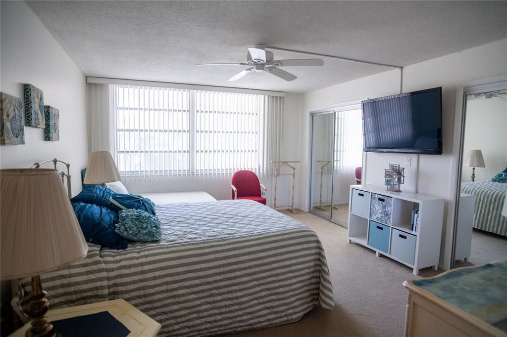 For Rent: $1,850 (2 beds, 2 baths, 1545 Square Feet)