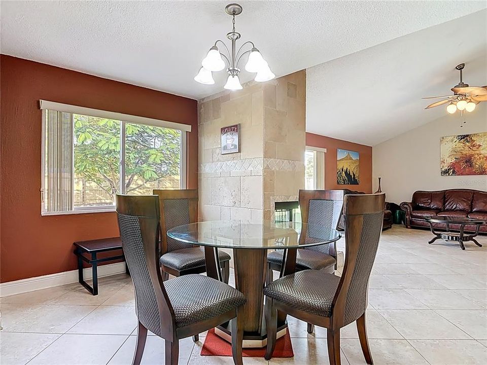 En Venta: $415,000 (3 camas, 2 baños, 1486 Pies cuadrados)