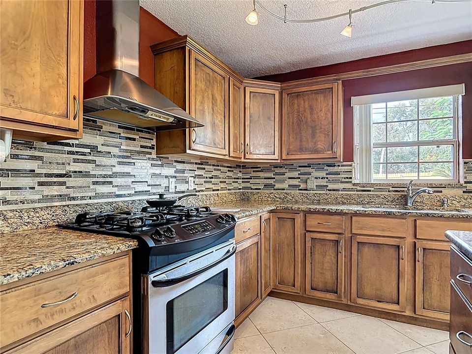 En Venta: $415,000 (3 camas, 2 baños, 1486 Pies cuadrados)