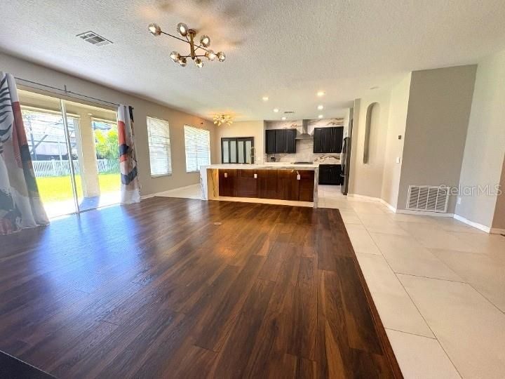 En Renta: $3,695 (5 camas, 3 baños, 3362 Pies cuadrados)