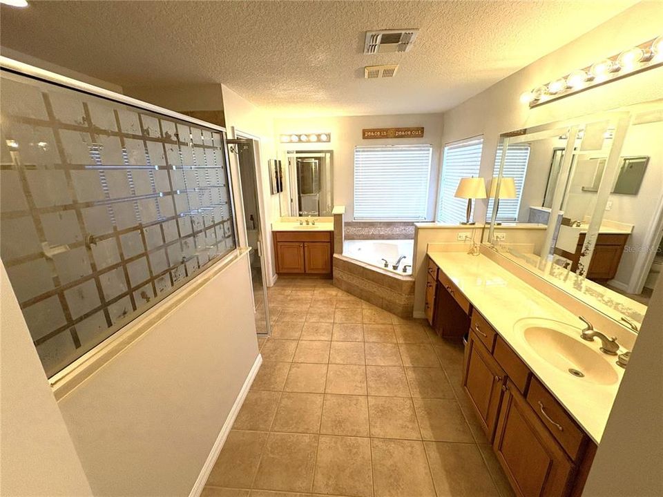 En Renta: $3,695 (5 camas, 3 baños, 3362 Pies cuadrados)