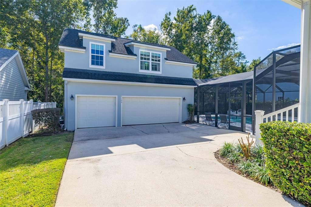 合同活跃: $1,895,000 (6 贝兹, 4 浴室, 4208 平方英尺)