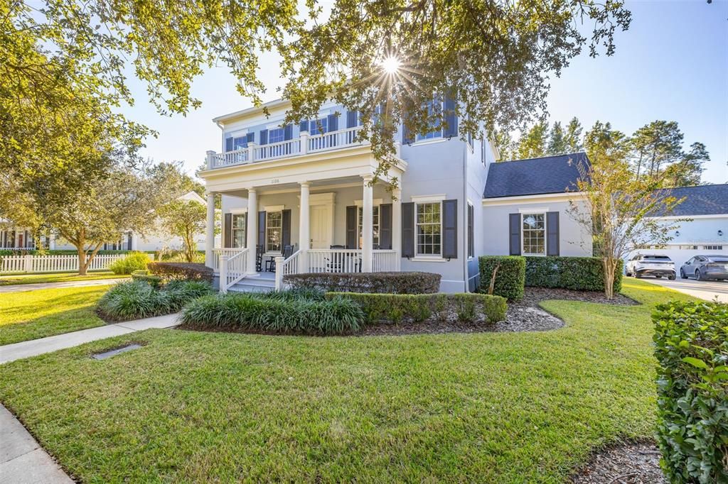 合同活跃: $1,895,000 (6 贝兹, 4 浴室, 4208 平方英尺)