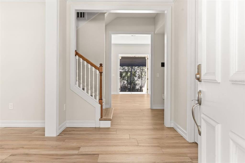 合同活跃: $1,895,000 (6 贝兹, 4 浴室, 4208 平方英尺)