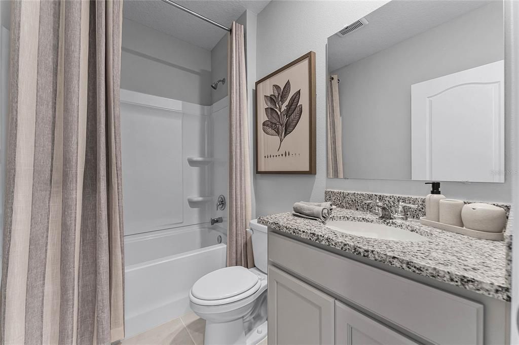 合同活跃: $339,990 (3 贝兹, 2 浴室, 1530 平方英尺)