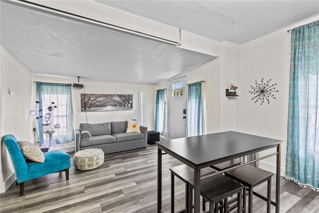 待售: $314,900 (3 贝兹, 2 浴室, 850 平方英尺)