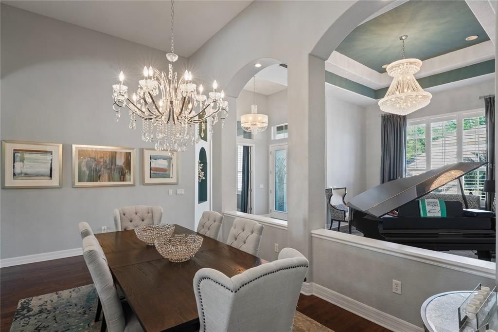 待售: $1,050,000 (5 贝兹, 4 浴室, 4375 平方英尺)