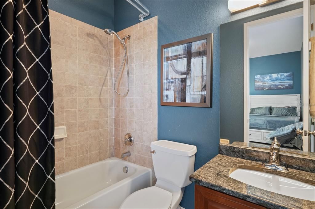 待售: $1,050,000 (5 贝兹, 4 浴室, 4375 平方英尺)