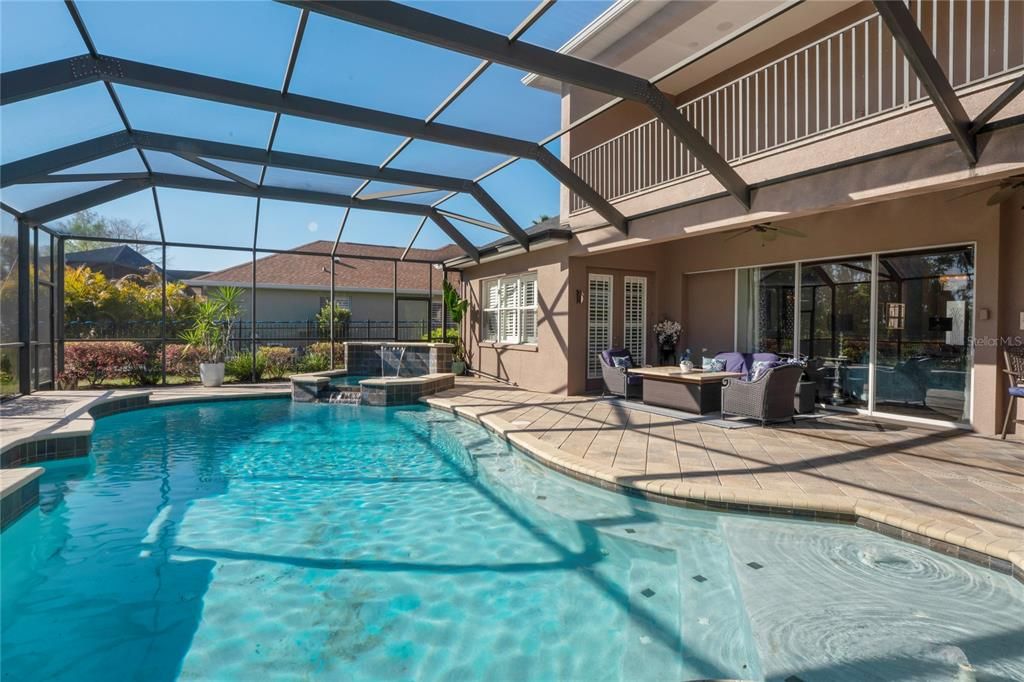 待售: $1,050,000 (5 贝兹, 4 浴室, 4375 平方英尺)