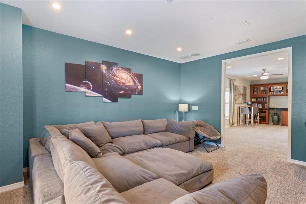 待售: $1,050,000 (5 贝兹, 4 浴室, 4375 平方英尺)