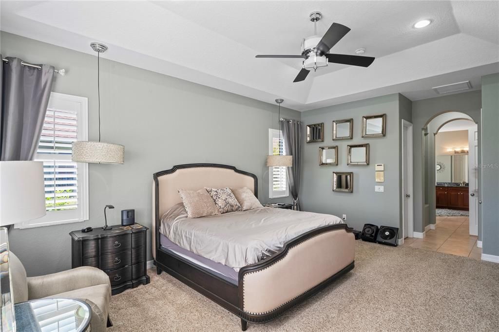 待售: $1,050,000 (5 贝兹, 4 浴室, 4375 平方英尺)