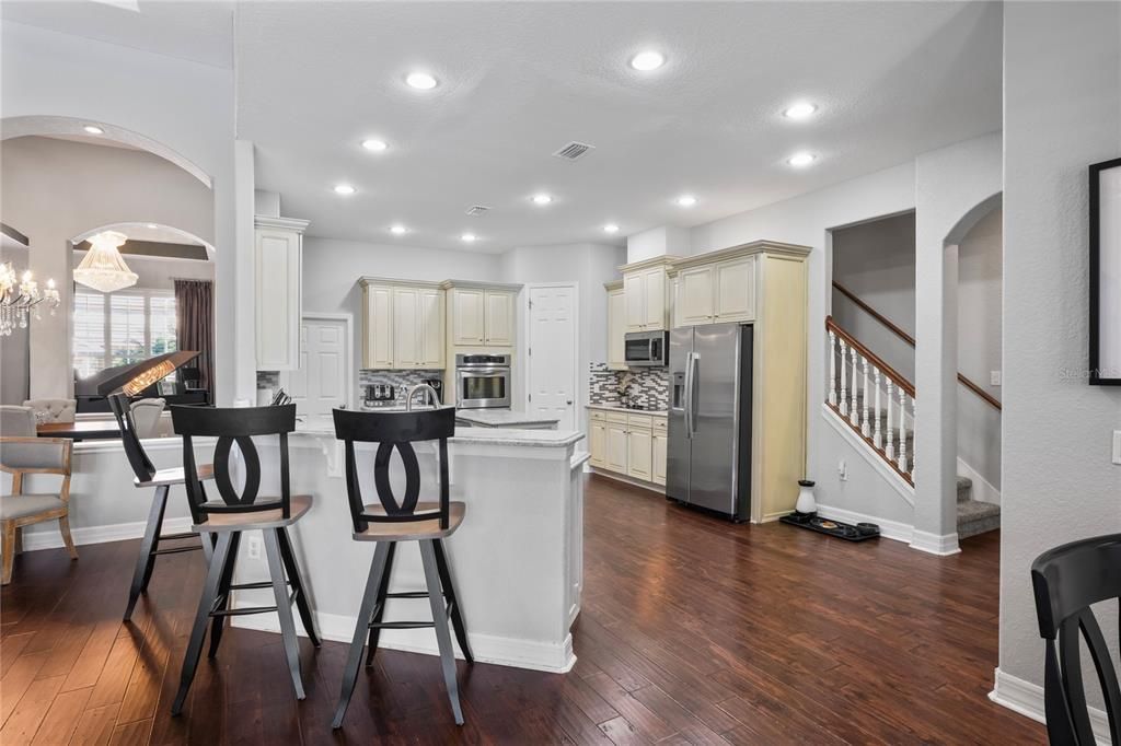 待售: $1,050,000 (5 贝兹, 4 浴室, 4375 平方英尺)