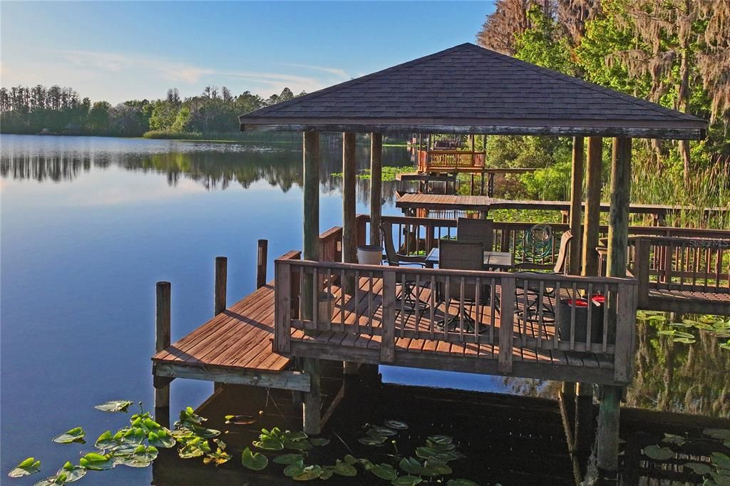 待售: $1,050,000 (5 贝兹, 4 浴室, 4375 平方英尺)