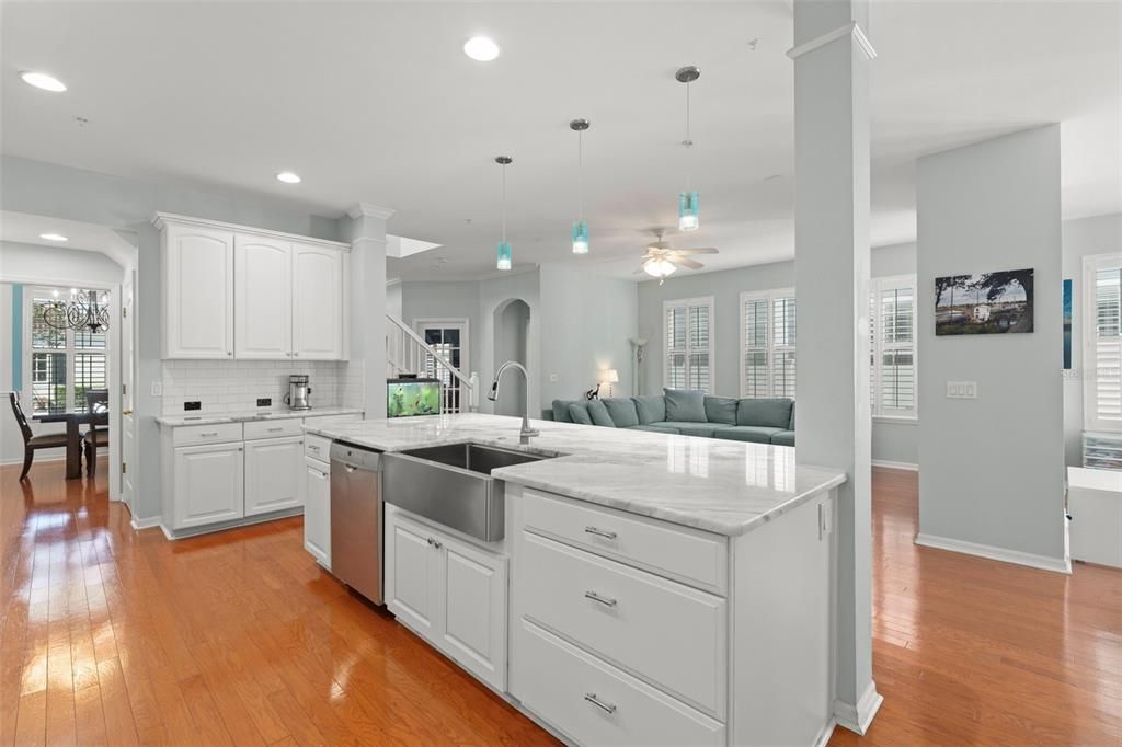 待售: $1,140,000 (4 贝兹, 3 浴室, 2518 平方英尺)