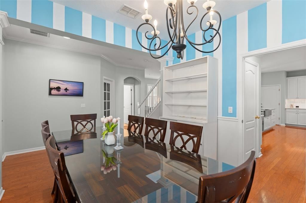 待售: $1,140,000 (4 贝兹, 3 浴室, 2518 平方英尺)