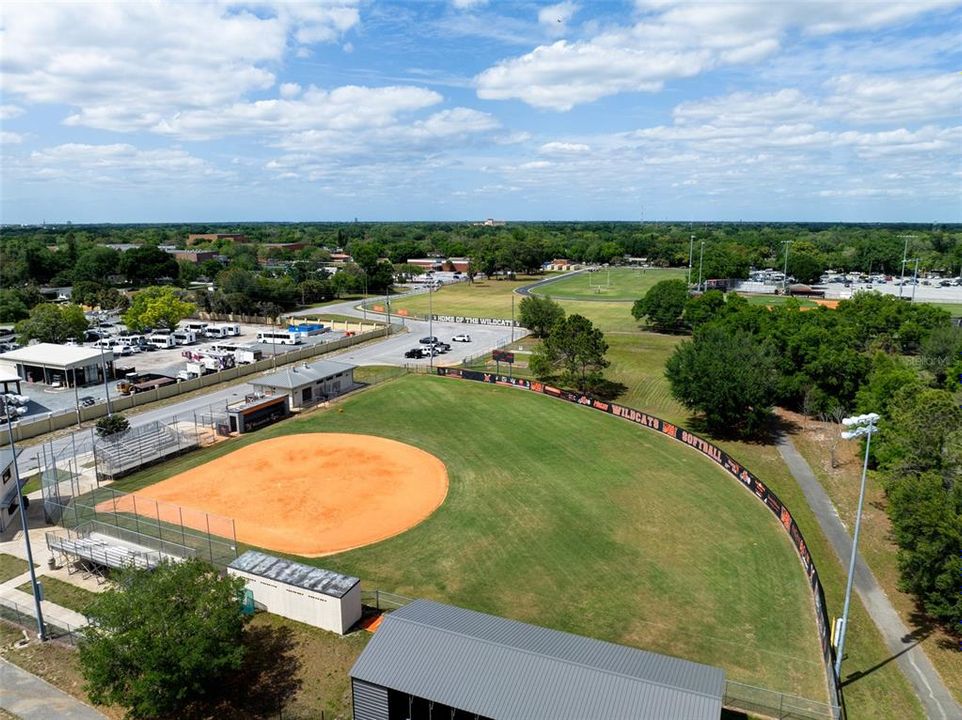 待售: $1,140,000 (4 贝兹, 3 浴室, 2518 平方英尺)