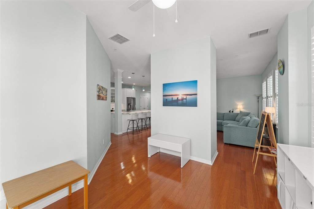 待售: $1,140,000 (4 贝兹, 3 浴室, 2518 平方英尺)