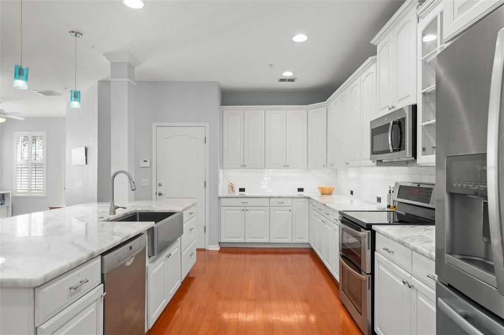 待售: $1,140,000 (4 贝兹, 3 浴室, 2518 平方英尺)