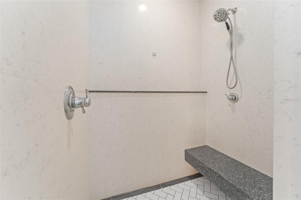 待售: $1,140,000 (4 贝兹, 3 浴室, 2518 平方英尺)